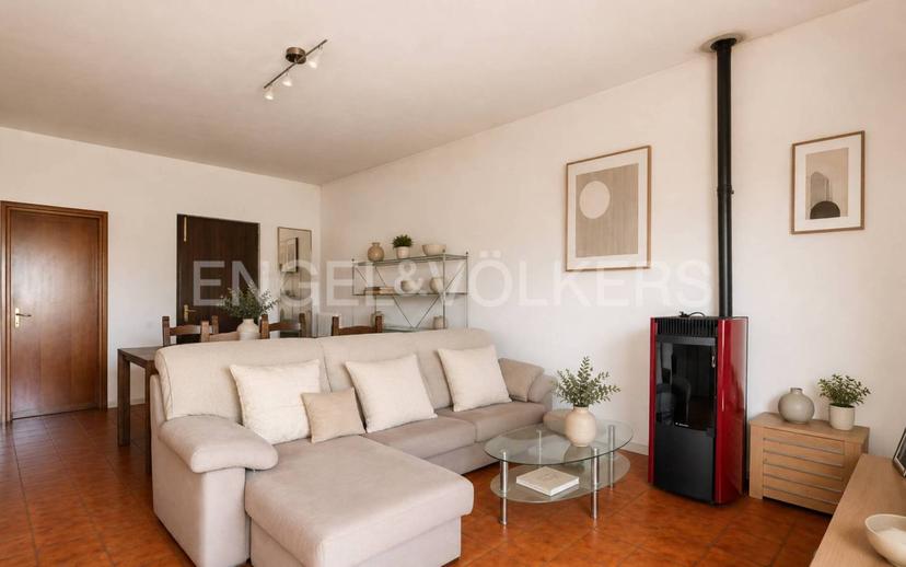Trilocale via Romeo Rivolta 2, Centro, Porto Valtravaglia — foto 2 di 20