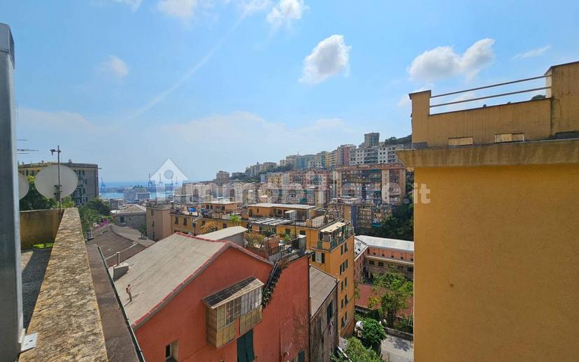 Terratetto plurifamiliare via dei Cinque Santi 17, Lagaccio, Genova — foto 9 di 65