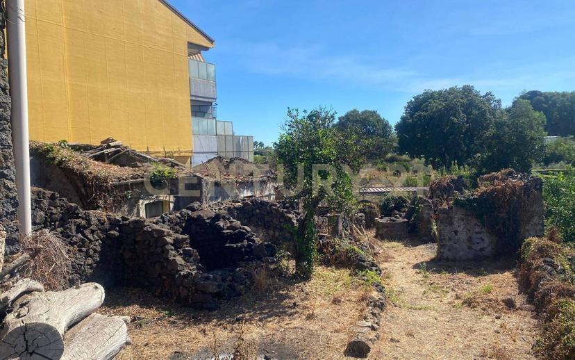 Rustico via Maugeri 12, Valverde — foto 4 di 37