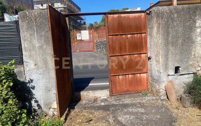Rustico via Maugeri 12, Valverde — foto 30 di 37