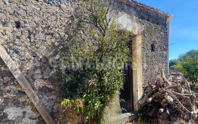 Rustico via Maugeri 12, Valverde — foto 14 di 37