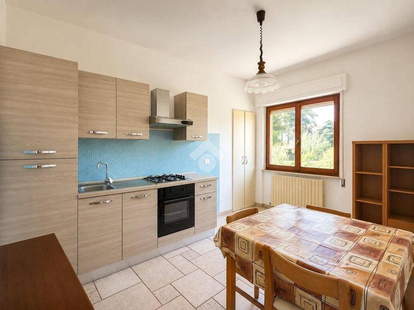 Quadrilocale via U. Tupini 14, Ripaberarda, Castignano — foto 16 di 34