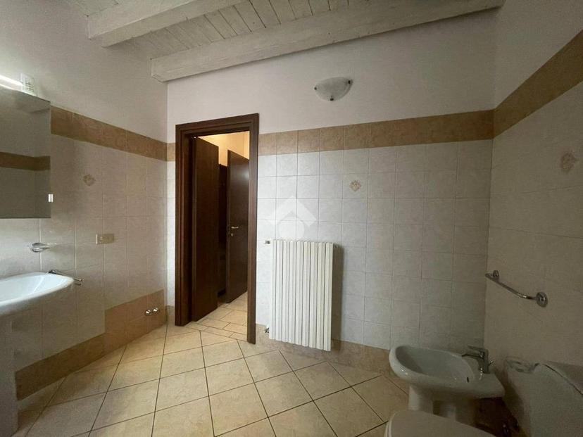 Monolocale via Giuseppe Zanardelli, Centro, Concesio — foto 7 di 12