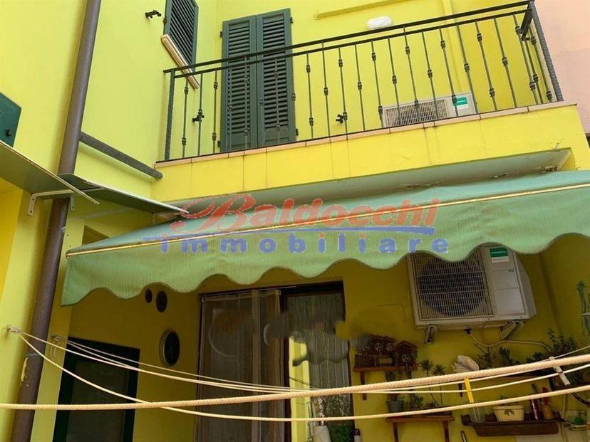 Villa a schiera 5 locali, ottimo stato, Sassonia, Fano — foto 6 di 24