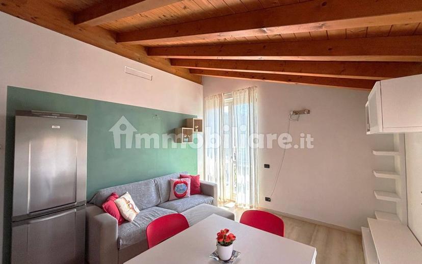 Mansarda via Agazzi 1, Centro, Carate Brianza — foto 10 di 15