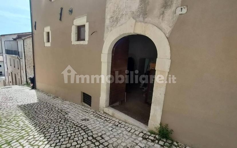 Quadrilocale ottimo stato, secondo piano, Villa Comunale, L'Aquila — foto 5 di 68