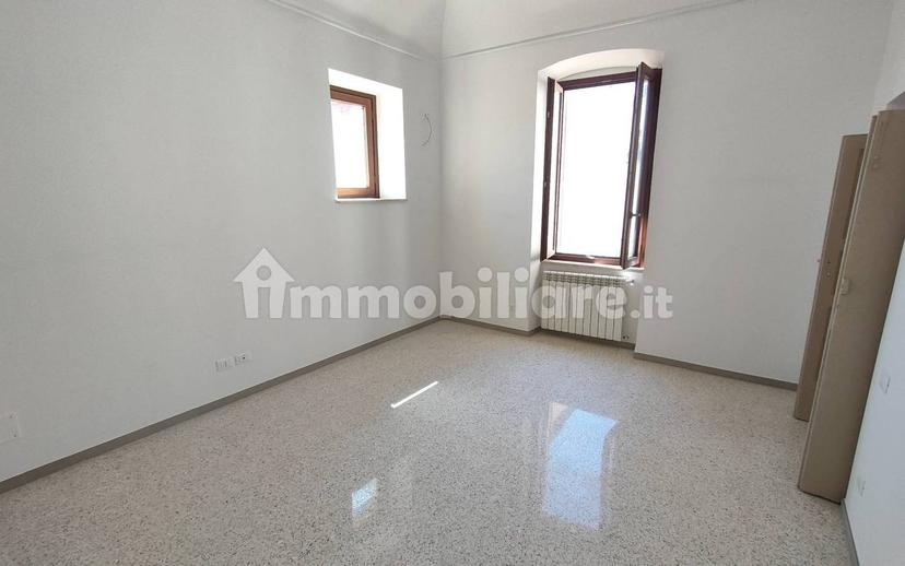 Quadrilocale ottimo stato, secondo piano, Villa Comunale, L'Aquila — foto 66 di 68
