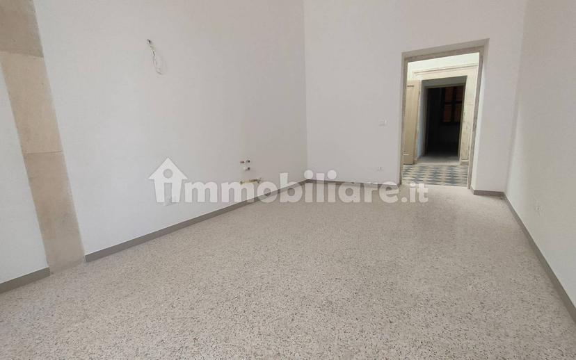 Quadrilocale ottimo stato, secondo piano, Villa Comunale, L'Aquila — foto 38 di 68
