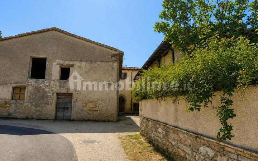 Quadrilocale frazione Fondi, Ponte Santa Lucia, Colfiorito, Annifo, Foligno — foto 15 di 15