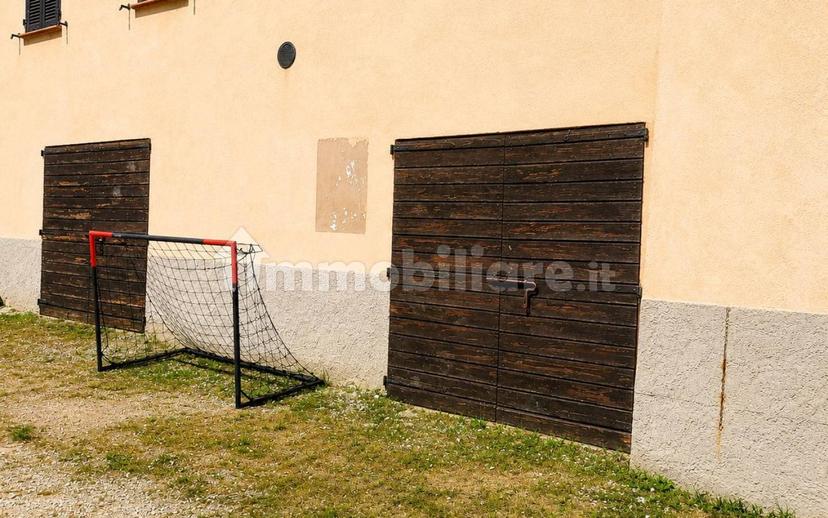 Quadrilocale frazione Fondi, Ponte Santa Lucia, Colfiorito, Annifo, Foligno — foto 2 di 15