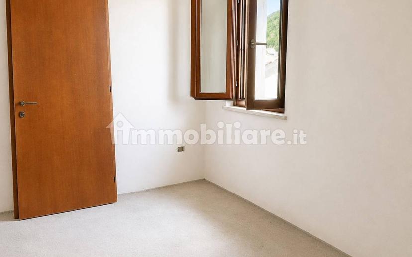 Quadrilocale frazione Fondi, Ponte Santa Lucia, Colfiorito, Annifo, Foligno — foto 14 di 15