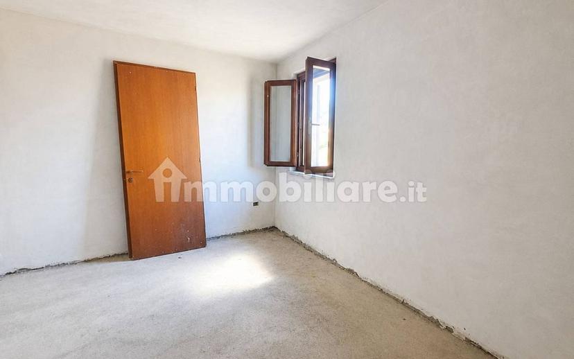 Quadrilocale frazione Fondi, Ponte Santa Lucia, Colfiorito, Annifo, Foligno — foto 10 di 15
