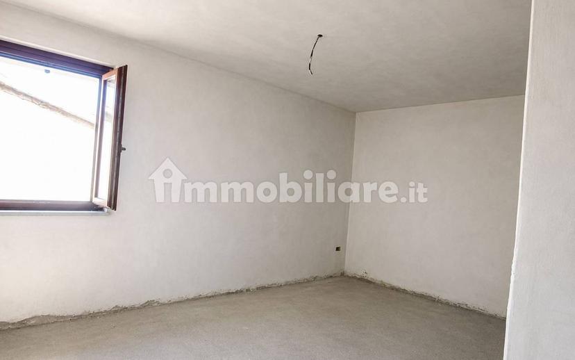 Quadrilocale frazione Fondi, Ponte Santa Lucia, Colfiorito, Annifo, Foligno — foto 9 di 15