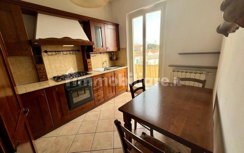 Quadrilocale via Sarzana 423, Limone - Melara, La Spezia