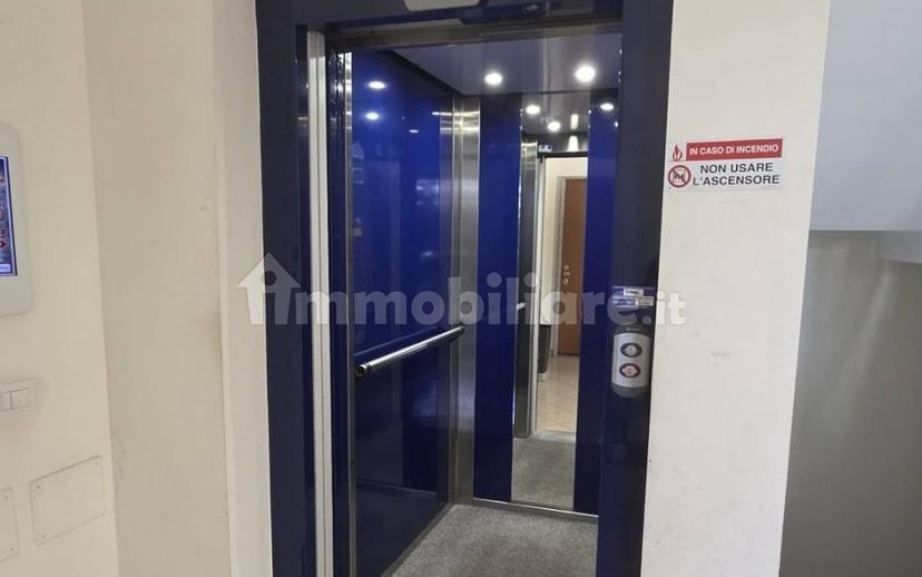 Trilocale via Jan Palach 20, Agrate Brianza — foto 26 di 28