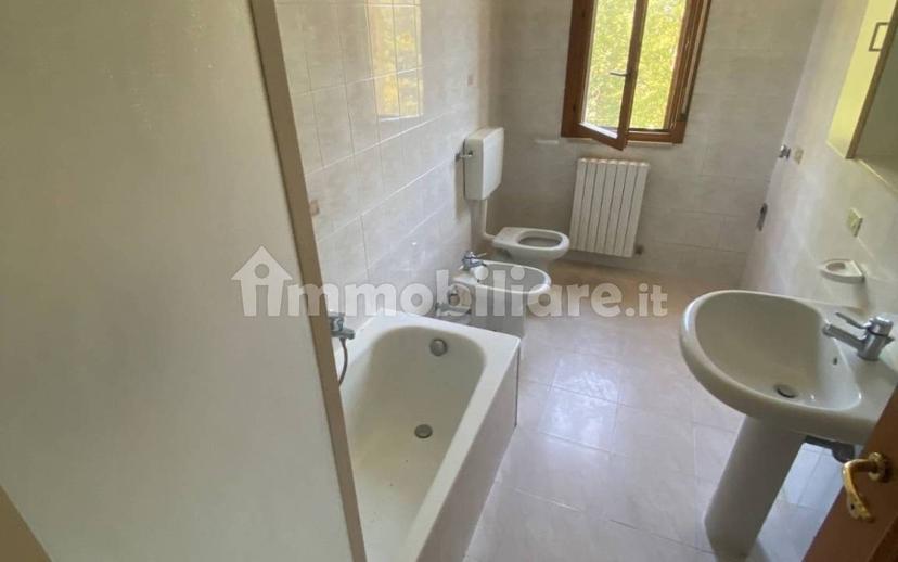Trilocale via Don L. Milani, Centro, Ravarino — foto 45 di 50
