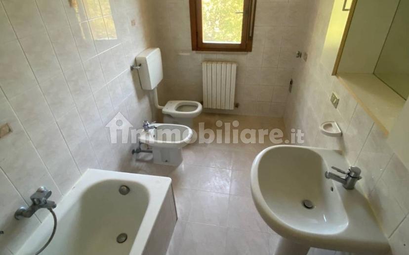 Trilocale via Don L. Milani, Centro, Ravarino — foto 50 di 50