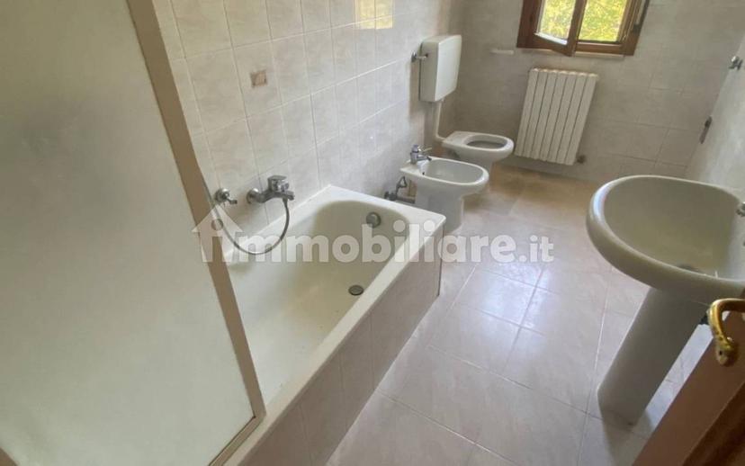 Trilocale via Don L. Milani, Centro, Ravarino — foto 4 di 50