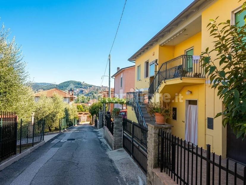 Quadrilocale Strada della Lucciola, Narni Scalo, Narni — foto 5 di 13