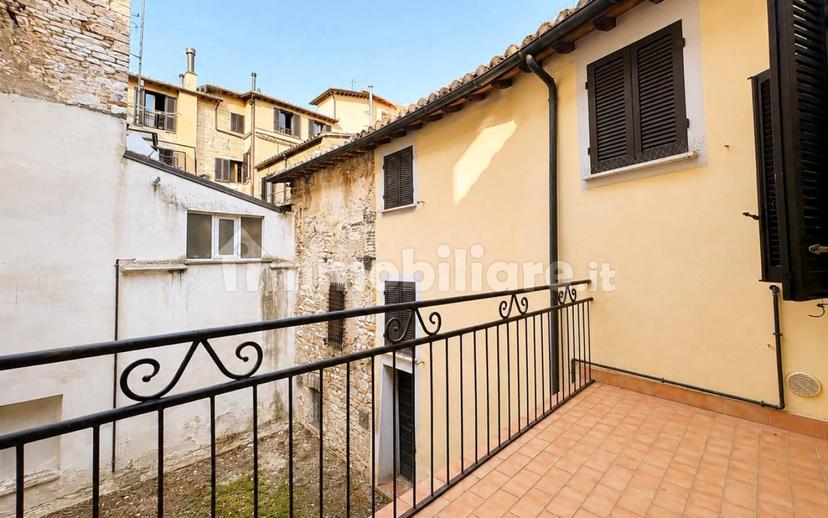 Quadrilocale via Ippolito Borghesi, Centro, Sigillo — foto 4 di 38