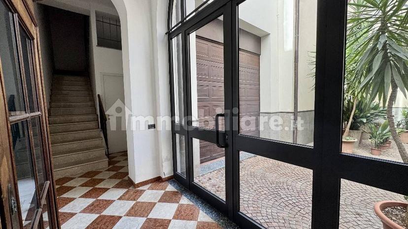 Mansarda buono stato, 45 m², Centro Storico, Reggio Emilia — foto 13 di 15
