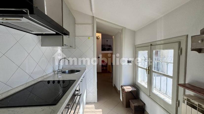 Mansarda buono stato, 45 m², Centro Storico, Reggio Emilia — foto 10 di 15