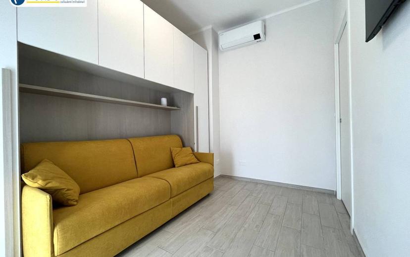 Bilocale Lungomare Giacomo Matteotti 15, Borghetto Santo Spirito — foto 2 di 20
