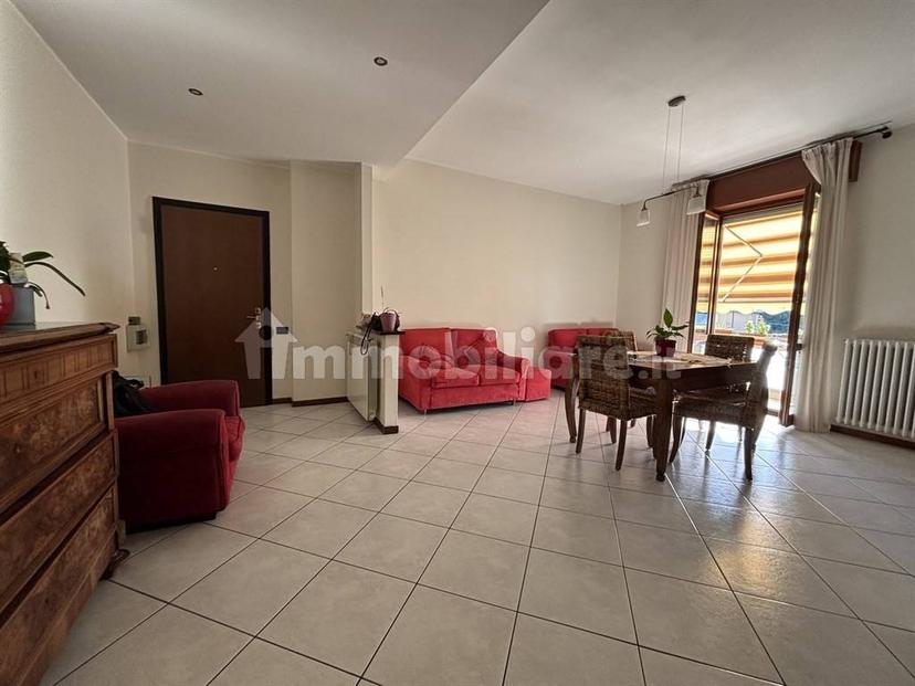 Quadrilocale via Nazionale Dei Giovi, Cesano Maderno — foto 2 di 13