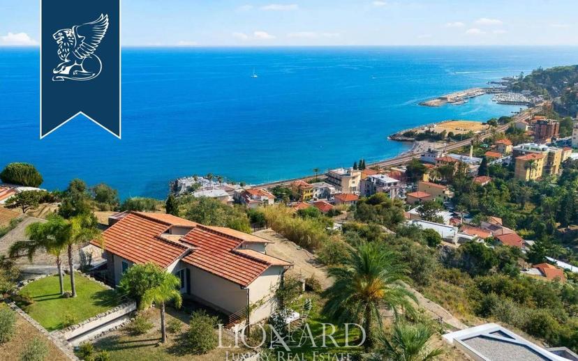 Villa unifamiliare, buono stato, 2300 m², Arziglia, Madonna della Ruota, Bordighera — foto 22 di 26