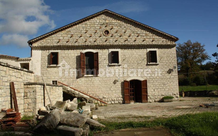 Casale Contrada Ponte Cinque Archi 28, Cercemaggiore — foto 3 di 5