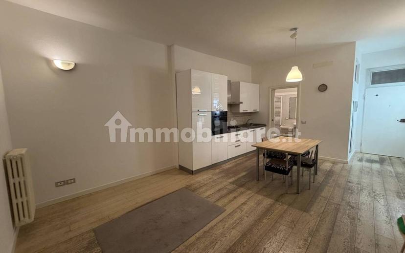 Bilocale via Giuseppe Mazzini 85, Centro, Castel San Pietro Terme — foto 3 di 12
