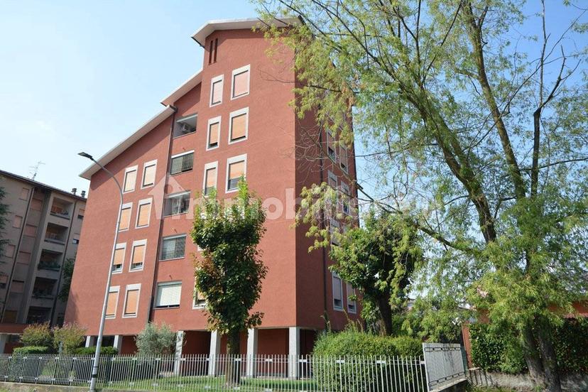 Quadrilocale via Dante Alighieri 6, Cavenago di Brianza — foto 5 di 17