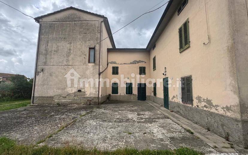 Villa a schiera 5 locali, da ristrutturare, Larciano — foto 6 di 43