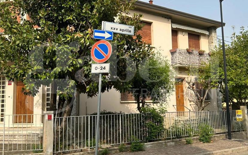 Terratetto unifamiliare via Xxv Aprile , 11, Centro, Riolo Terme