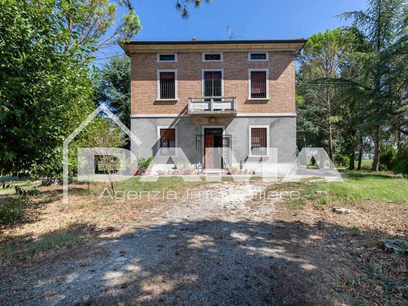 Terratetto unifamiliare 335 m², buono stato, Villanova, Forlì — foto 9 di 47