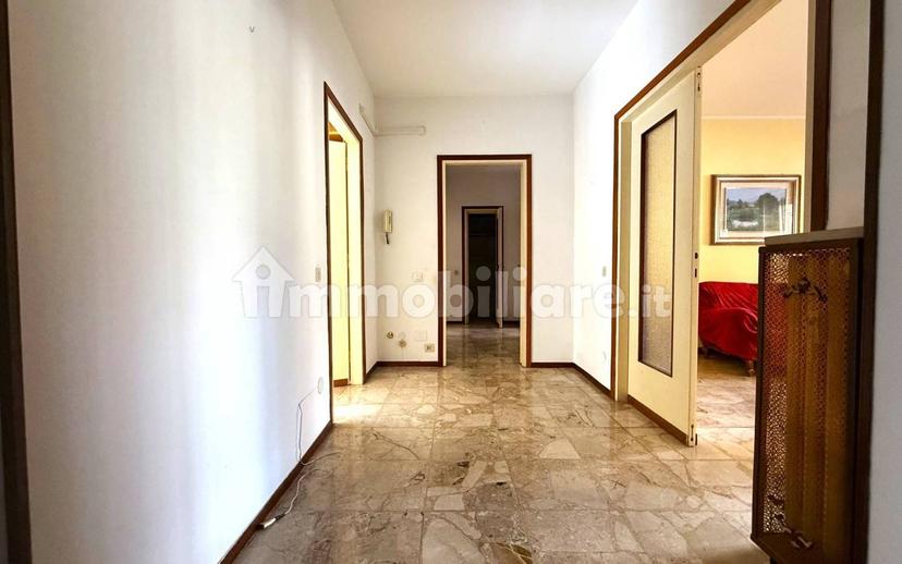 Quadrilocale buono stato, piano rialzato, San Paolo, Novara