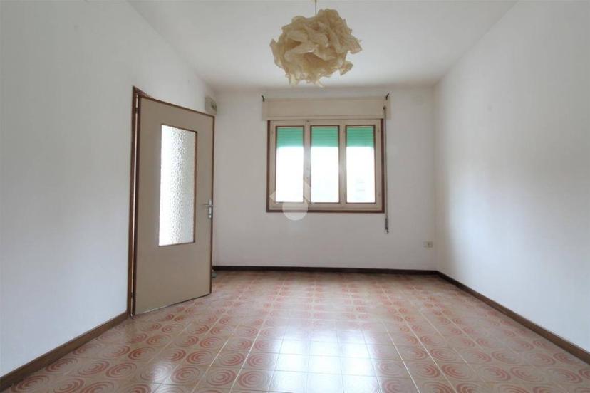 Trilocale buono stato, secondo piano, Centro, Sandrigo — foto 2 di 12