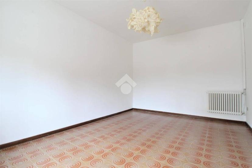 Trilocale buono stato, secondo piano, Centro, Sandrigo — foto 10 di 12