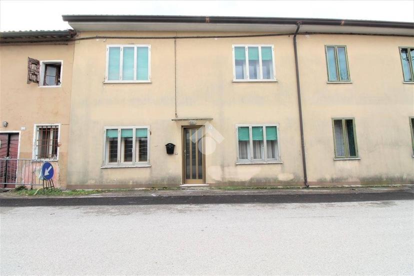 Trilocale buono stato, secondo piano, Centro, Sandrigo