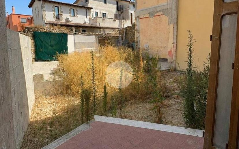 Appartamento via Trieste 51, Dolianova — foto 5 di 44