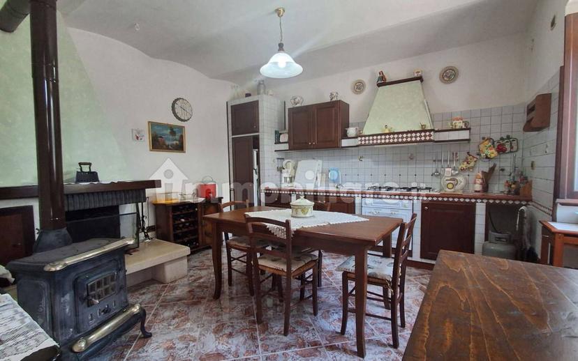 Terratetto unifamiliare via Roma, 64, Castel del Monte — foto 10 di 21