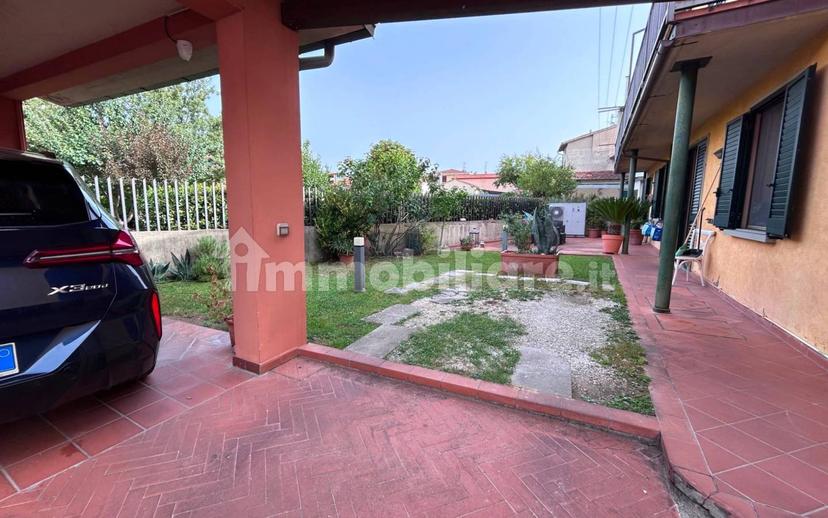 Terratetto unifamiliare 220 m², ottimo stato, Tavola, Prato — foto 17 di 21