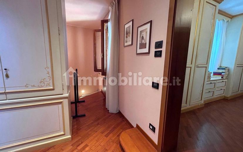 Terratetto unifamiliare 220 m², ottimo stato, Tavola, Prato — foto 3 di 21