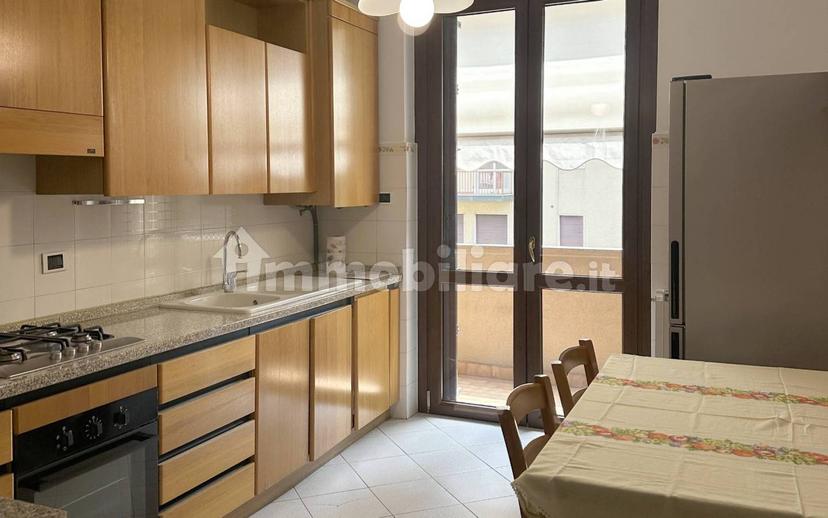 Stanza in affitto in appartamento via Luciano Manara, Vimercate — foto 3 di 20