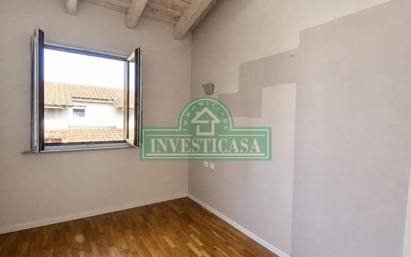 Trilocale Strada Ca' della Terra 69, Cà della Terra, Pavia — foto 3 di 33
