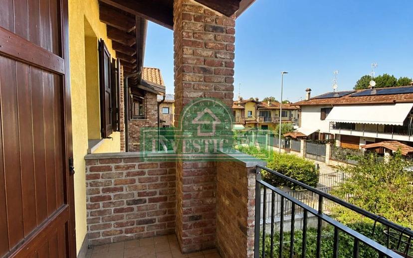 Trilocale Strada Ca' della Terra 69, Cà della Terra, Pavia — foto 5 di 33