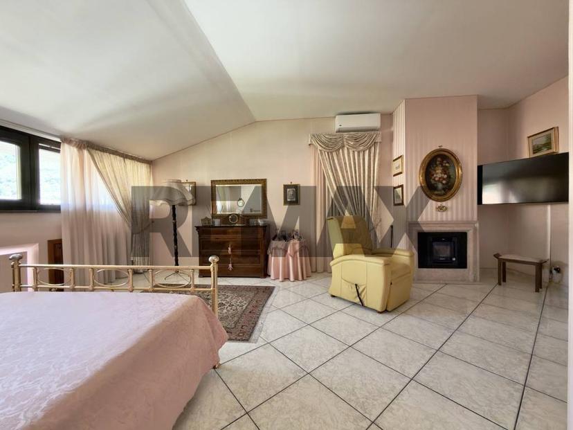 Villa unifamiliare, ottimo stato, 282 m², Centro, Monteforte Irpino — foto 18 di 45