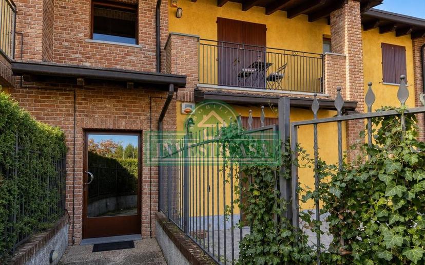 Trilocale Strada Ca' della Terra 69, Cà della Terra, Pavia — foto 30 di 33