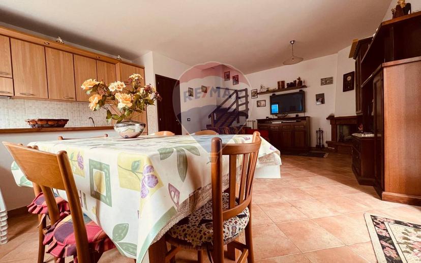 Trilocale buono stato, su più livelli, Centro, Rocca di Botte — foto 12 di 21