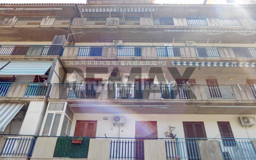 Quadrilocale via Francisco Ferrer 2, Centro, Roccalumera — foto 2 di 22